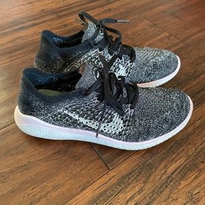 Women’s Nike free flyknit Shoe